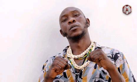 Seun Kuti denounce his fate in Verydarkman